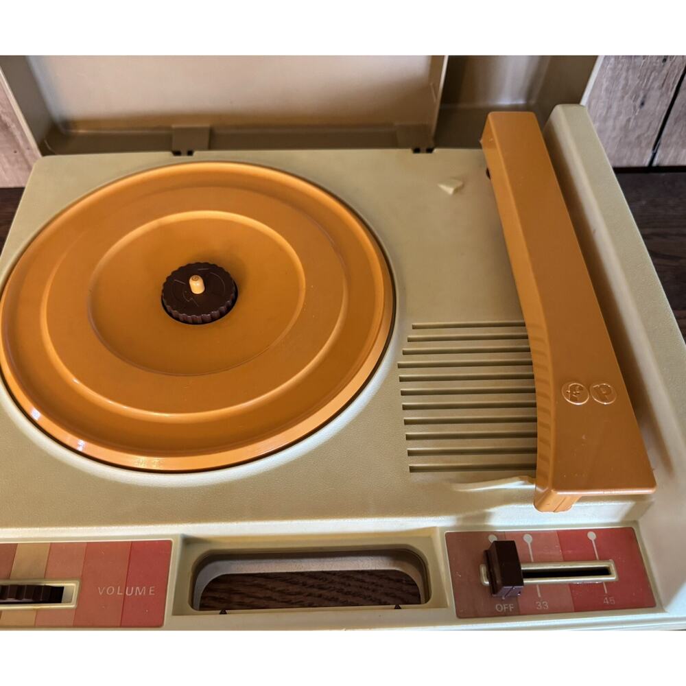 Vintage 1978 Fisher Price Record Player Works - Picture 10 of 13